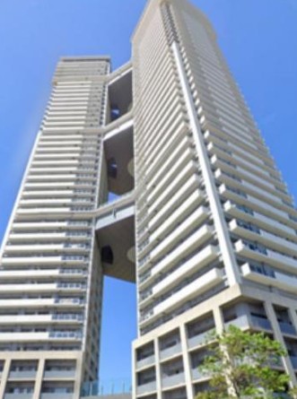 アイランドタワースカイクラブは2008年8月に竣工された42階建てのタワーマンションです。
